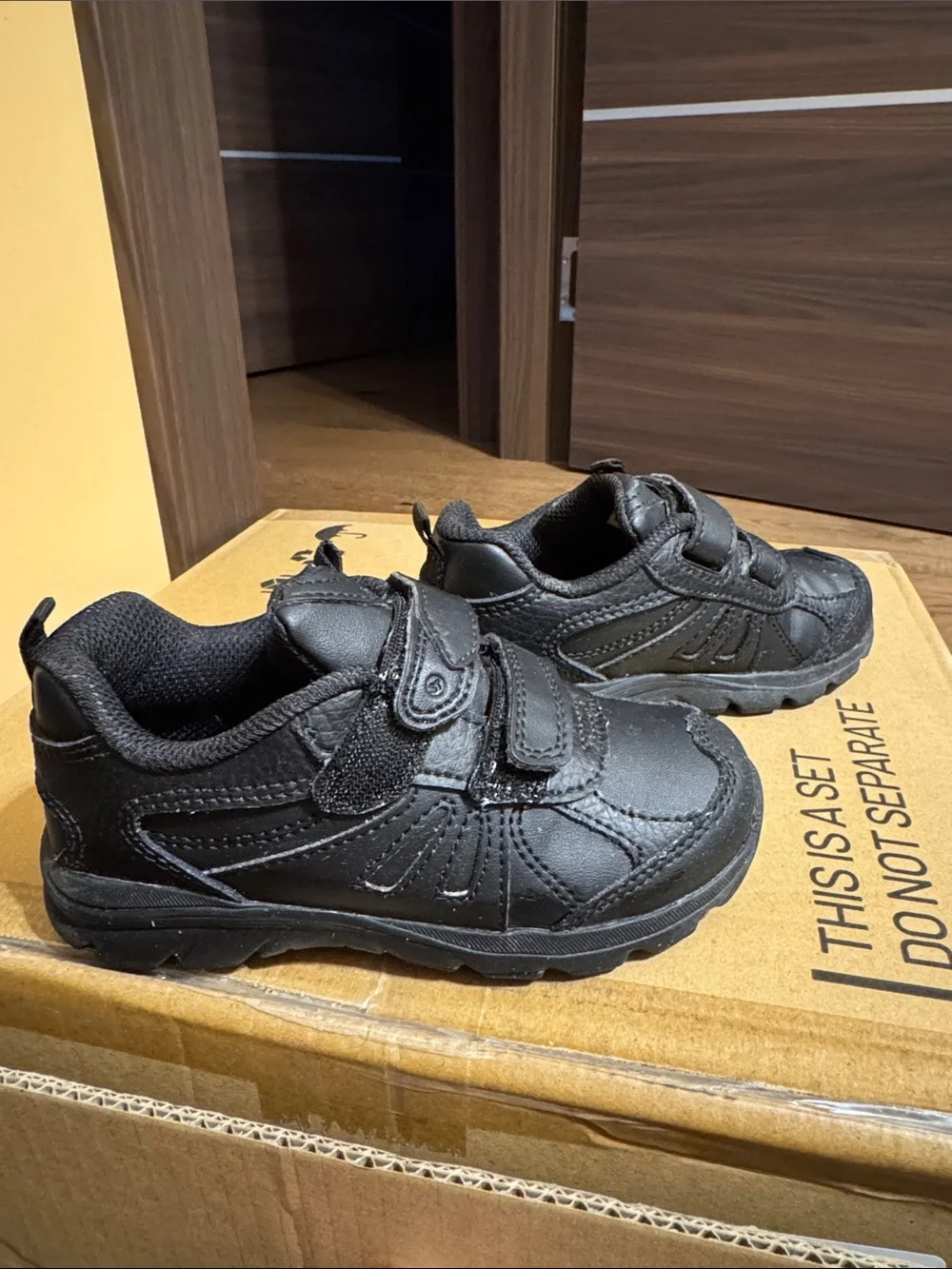 Kids Black Hook-and-Loop Athletic Shoes
